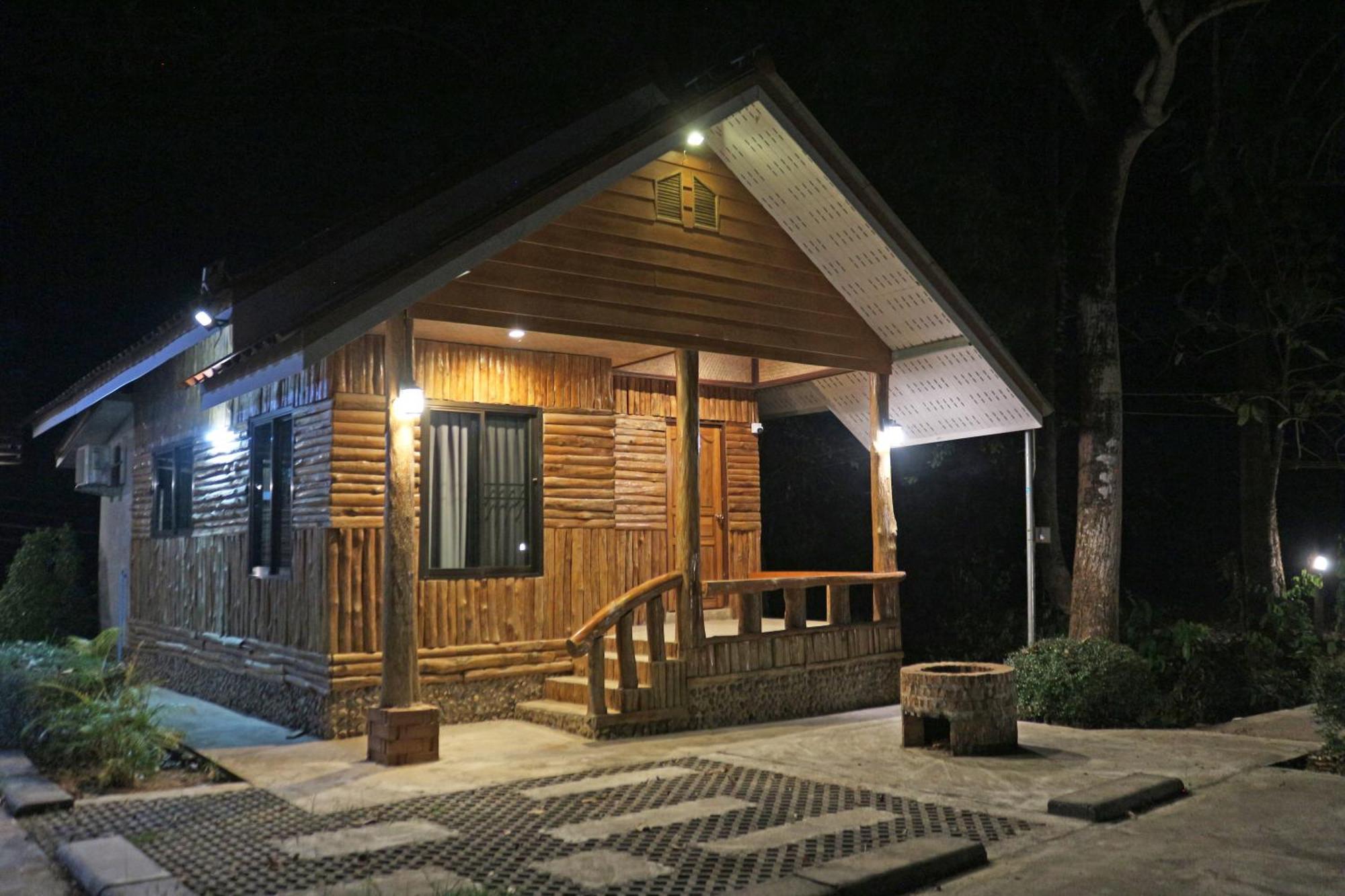 Baan Khue Wieng Resort Mae Sariang Luaran gambar
